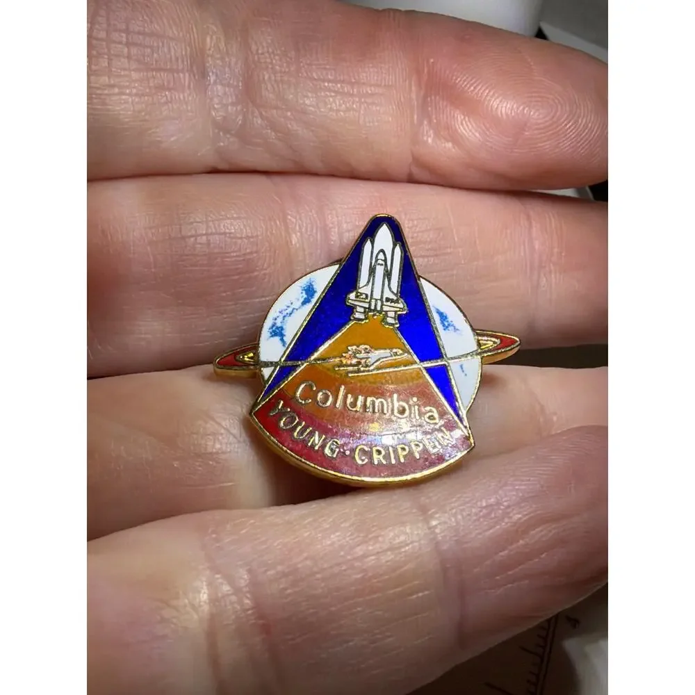 Vintage NASA STS-1 Columbia Young Crippen Space Shuttle Official Lapel Pin